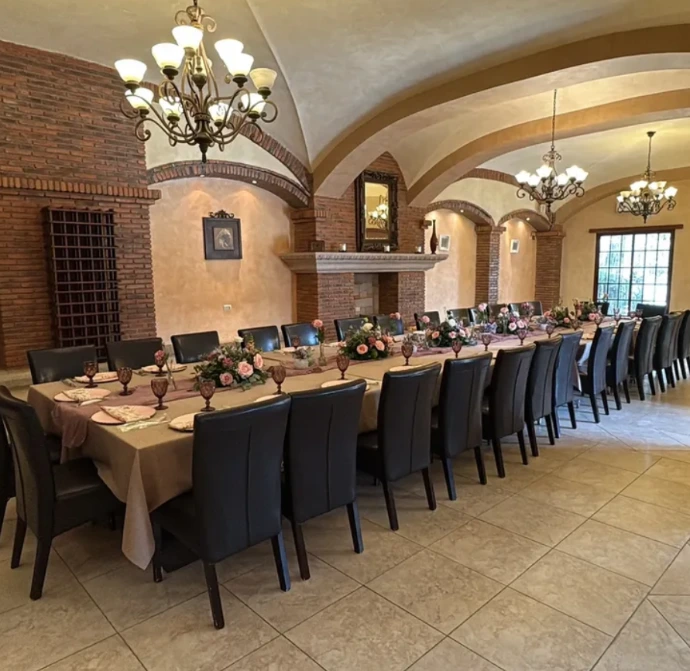Salón para eventos y grupos grandes en Restaurant Mirage